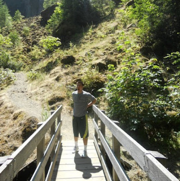 Meet your Posher, Josh - Picture 1 of 1